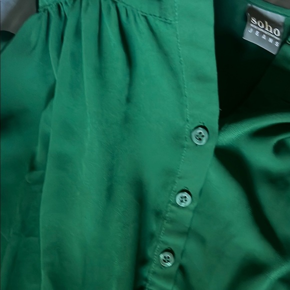 Soho Green and Gray Ruffled Raglan Blouse - Picture 3 of 6